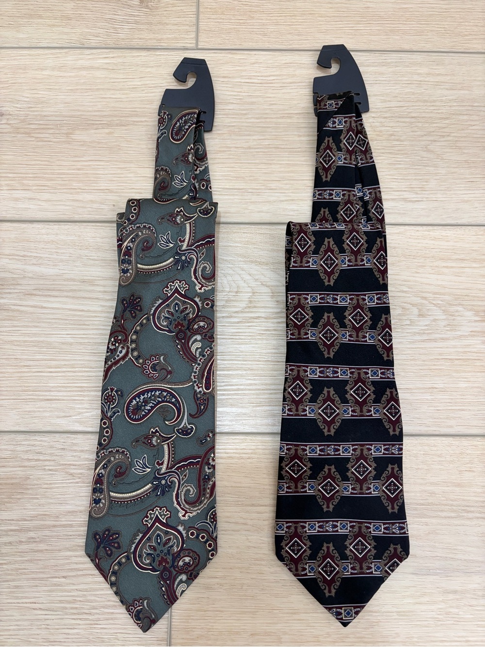 Zylos Lot of 2 Vintage 90s Silk Men's Paisley and Geometric Pattern Neck Ties